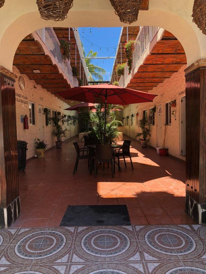 Bungalows Las Glorias Rincon de Guayabitos Bagian luar foto