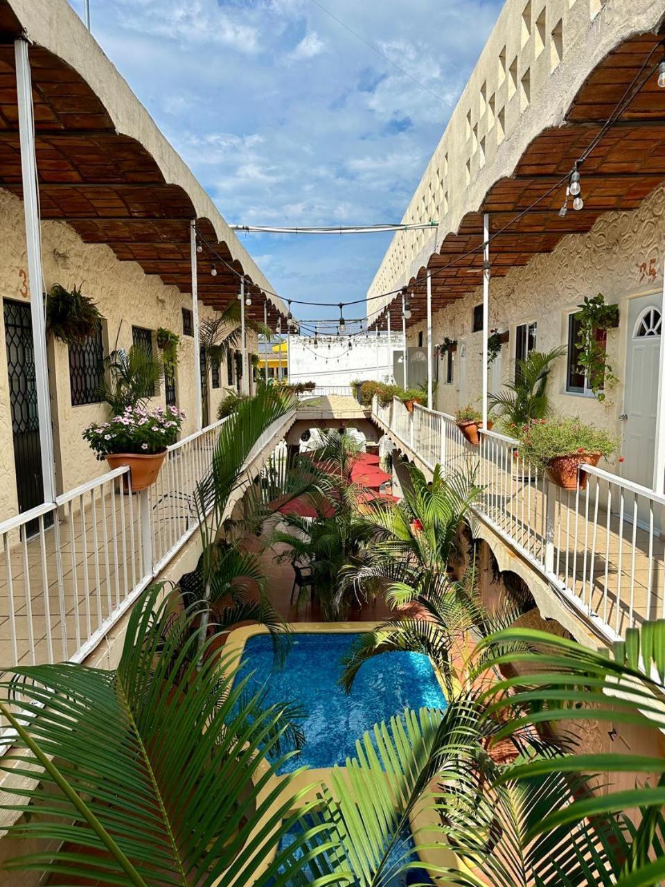 Bungalows Las Glorias Rincon de Guayabitos Bagian luar foto